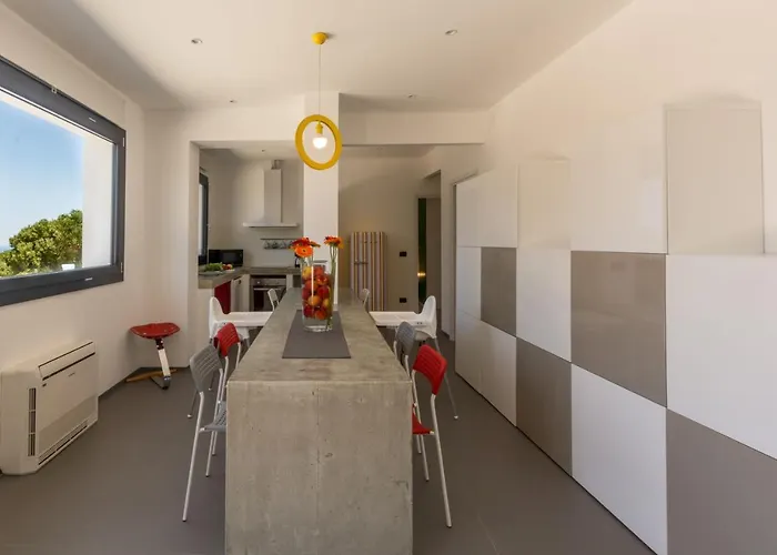 Roberta By Hdsalento Specchiolla